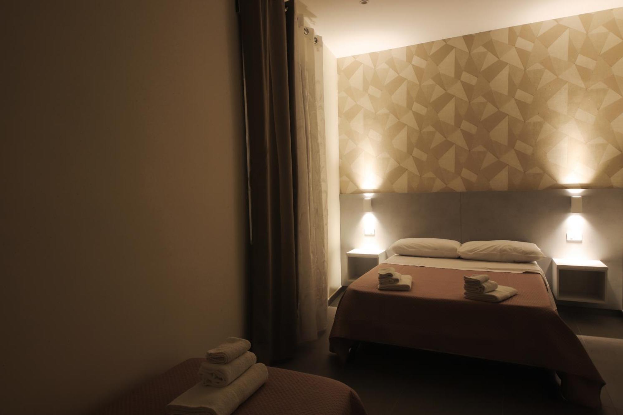 Dimora Savoia Bed & Breakfast *