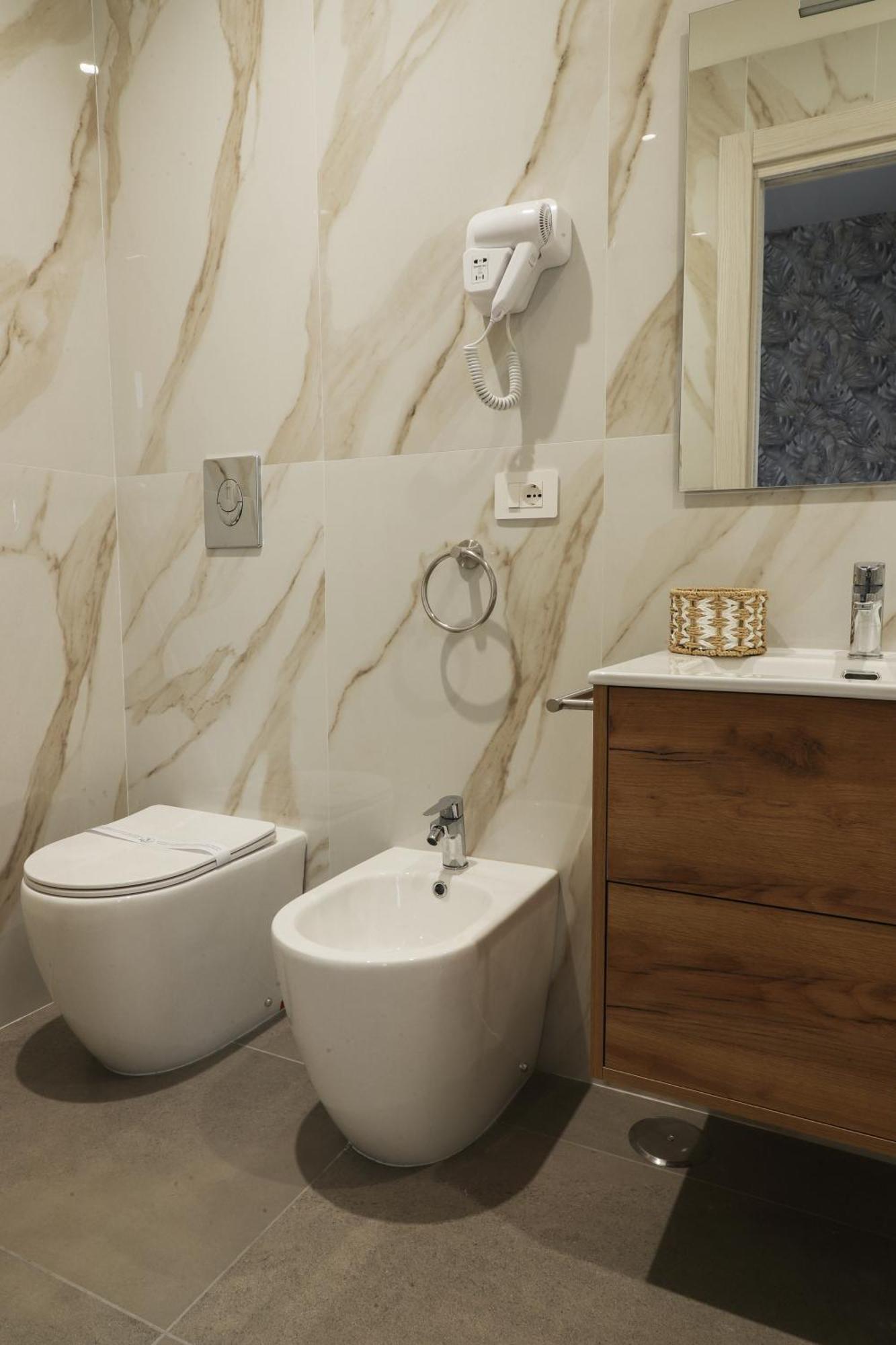 Dimora Savoia Bed & Breakfast Napoli
