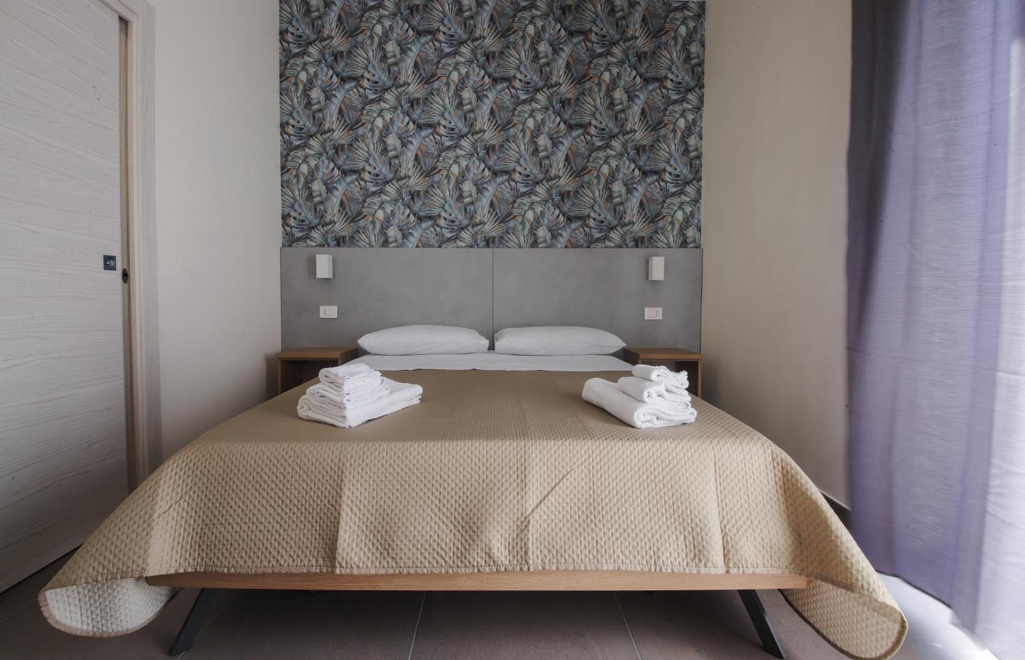Dimora Savoia Bed & Breakfast *